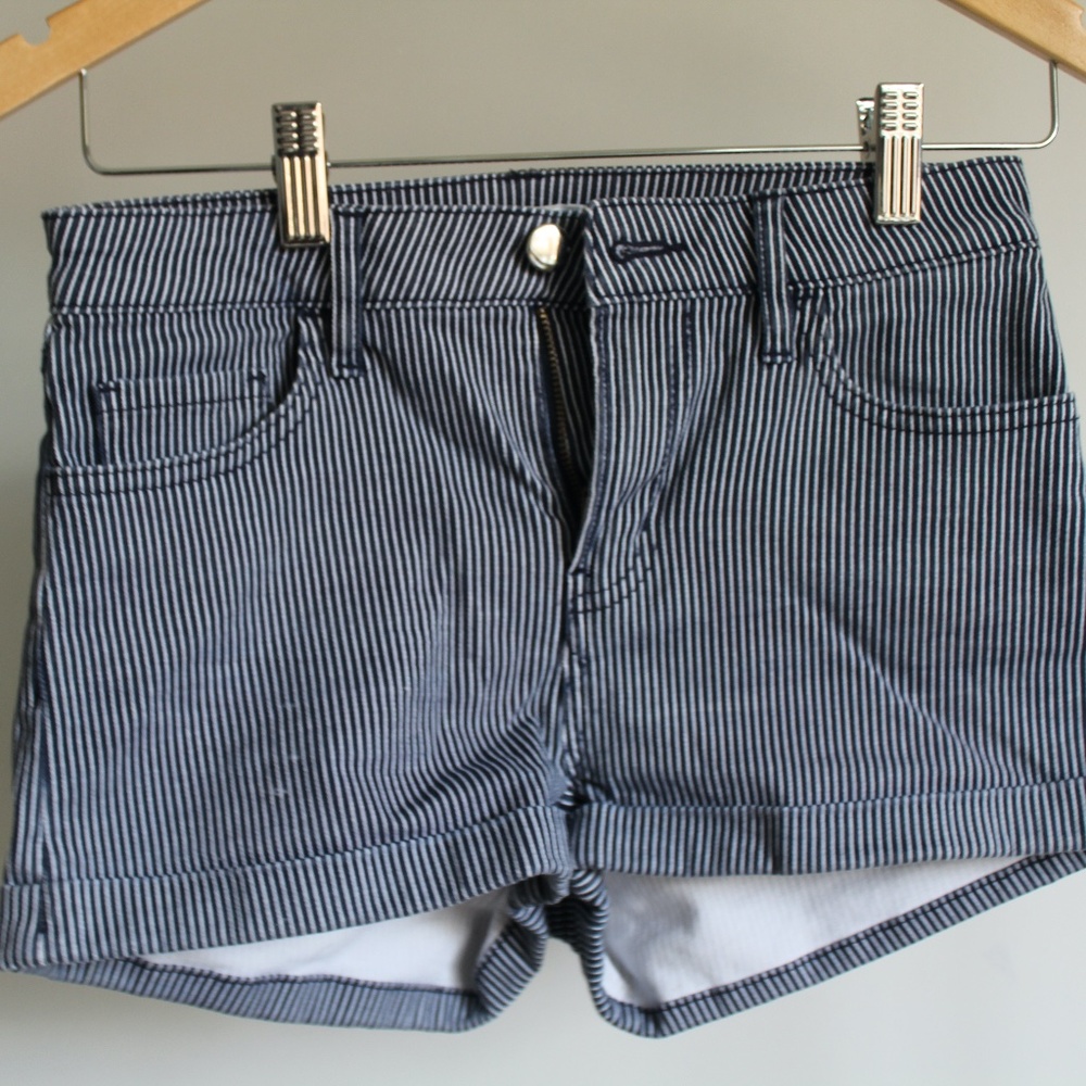 HM Navy Striped Shorts